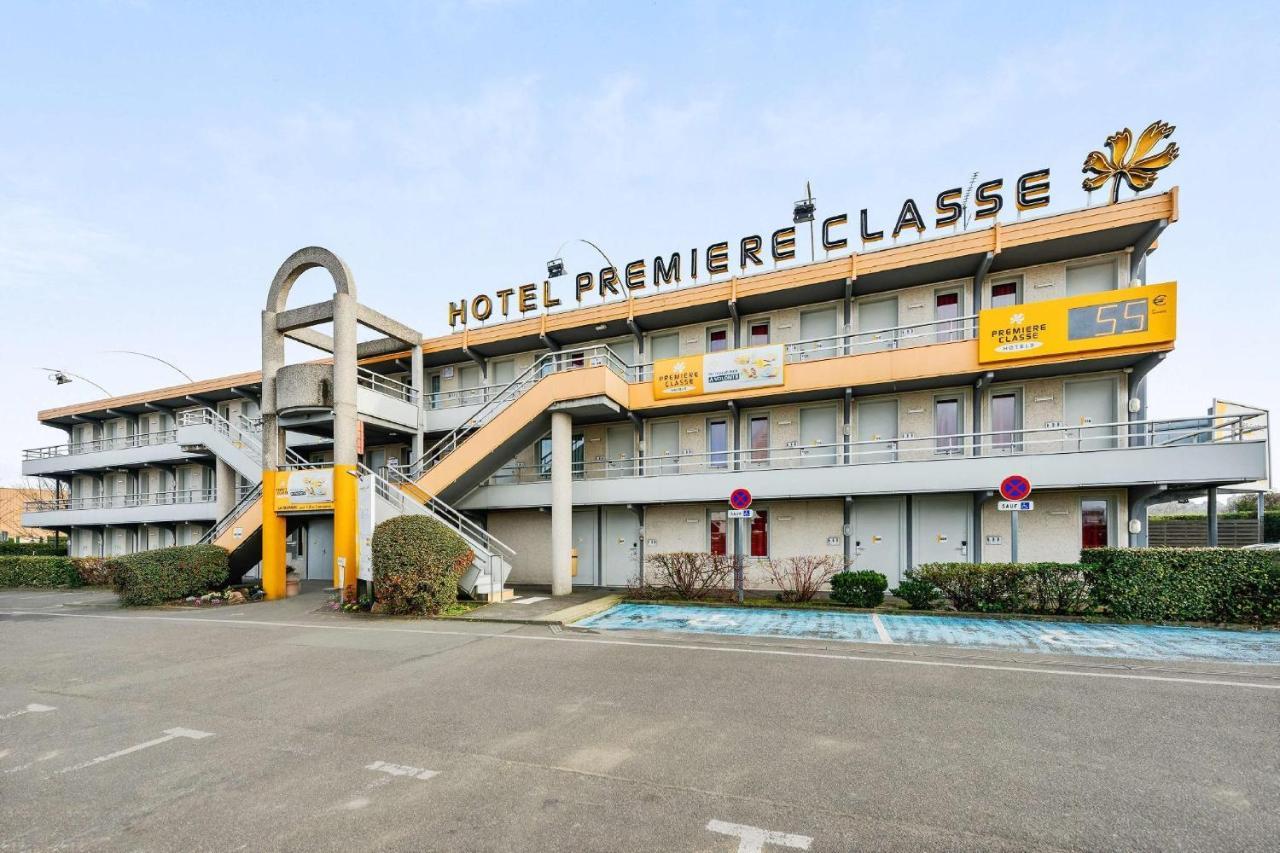 Hotel Fleury Merogis - Ex Premiere Classe Fleury Merogis Exterior photo